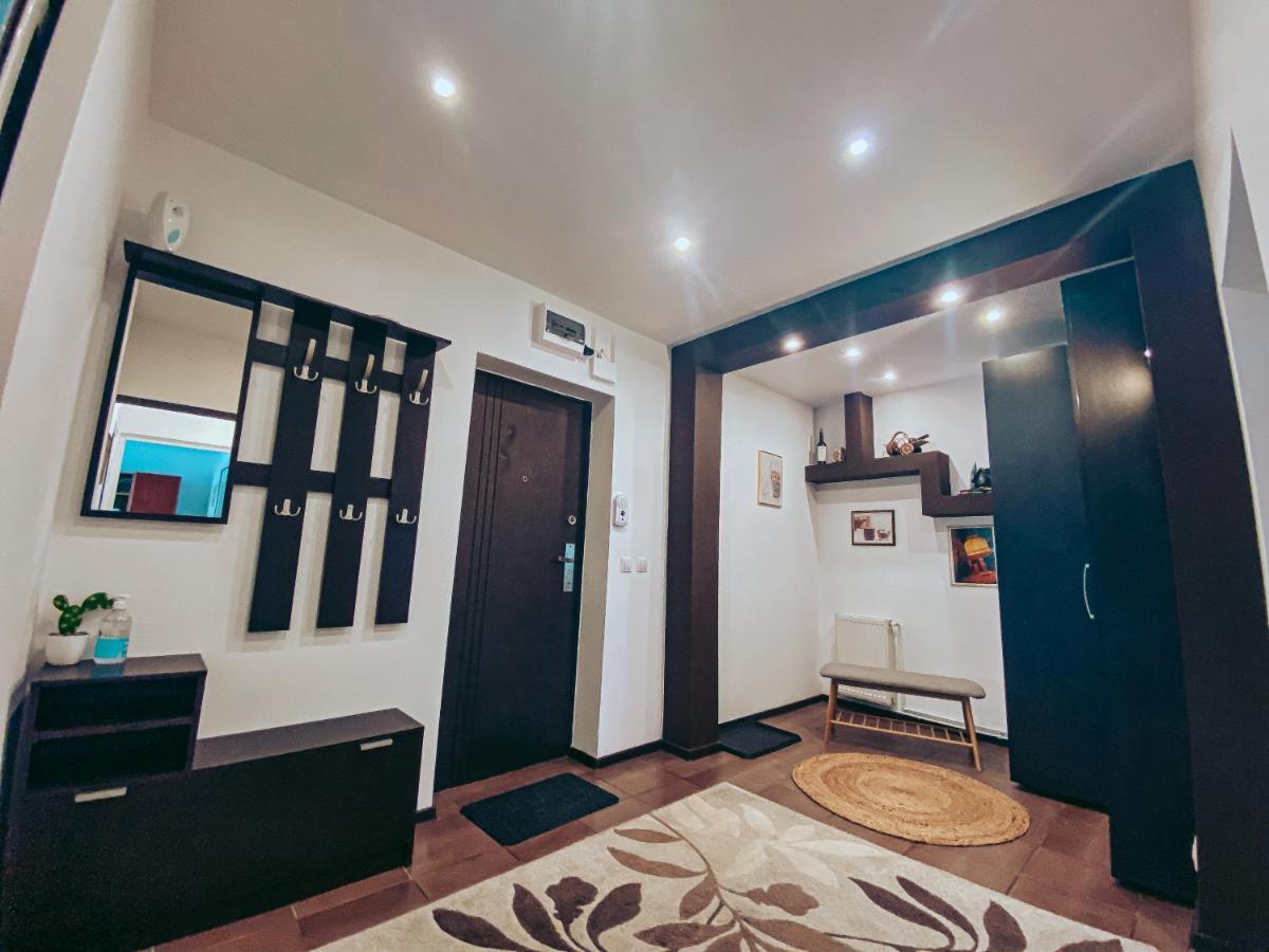Apartment One Brasov Ngoại thất bức ảnh