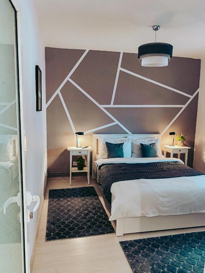 Apartment One Brasov Ngoại thất bức ảnh